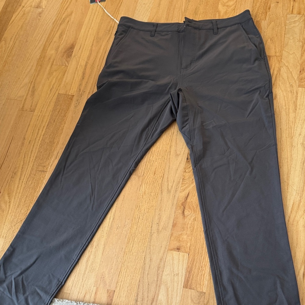Mountain Khakis Charcoal Chinos brand new with tags excellent price